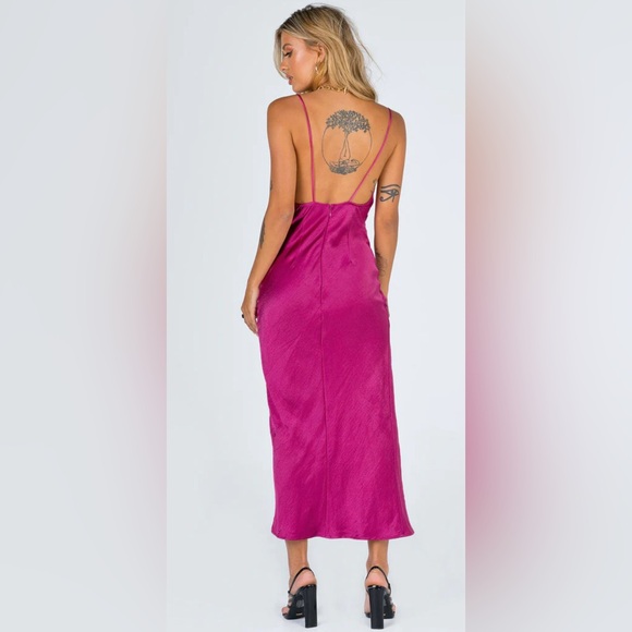 Princess Polly Lioness Walk The Line Maxi Dress Magenta NWT (Size 4) - Picture 3 of 11